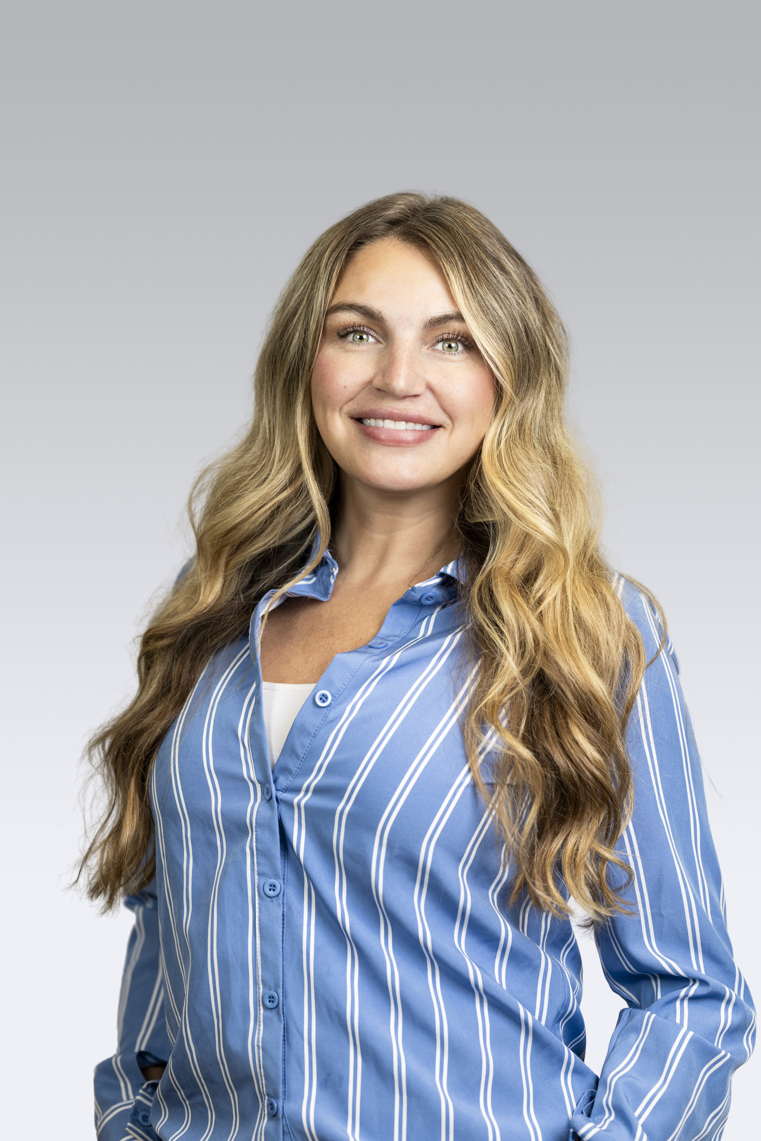 Angela Bienvenu
